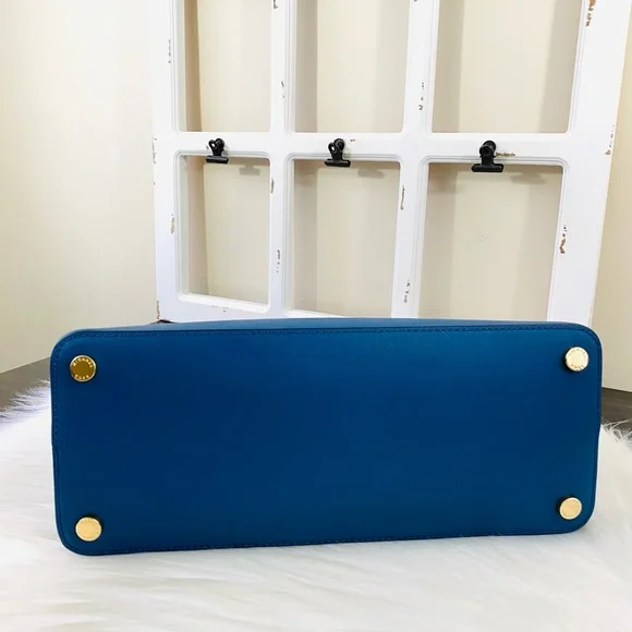 Michael Kors Cindy Large Dome Satchel - Picture 6 of 13